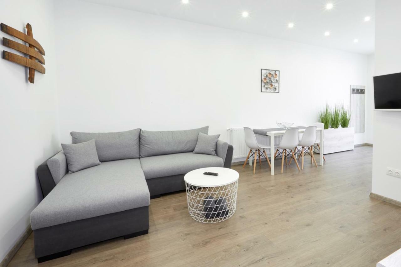 Főtér apartman II. Villány Extérieur photo